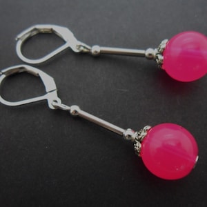 A pair of pretty pink jade bead leverback hook earrings. new.