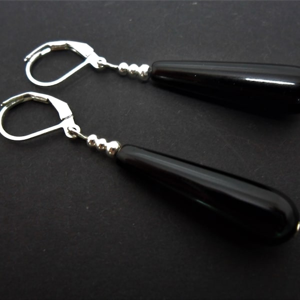 A pair of pretty black onyx bead long dangly teardrop leverback hook earrings.