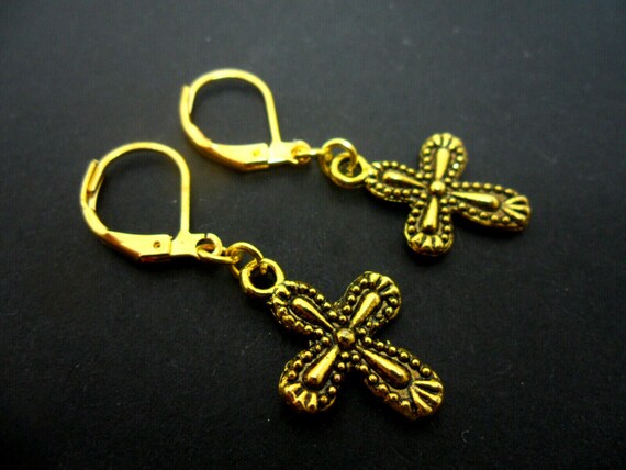 Antique Victorian 14 Karat Gold Dangle Earring For Sale at