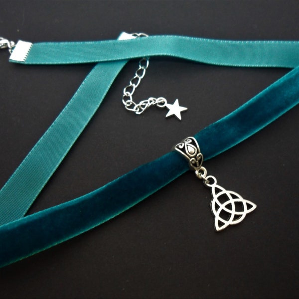 A ladies/girls teal green/blue velvet 10mm (half inch) choker celtic knot  charm necklace.