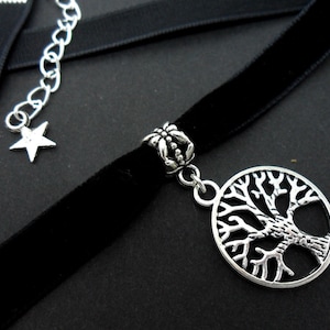 A ladies/girls black velvet 10mm (half inch) choker tree of life  charm necklace.