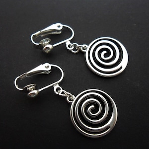 Argento Sterling Orecchini a spirale in argento sterling d'oro, orecchini insoliti di gioielli greci fatti a mano, piccoli orecchini a polsino dell' orecchio