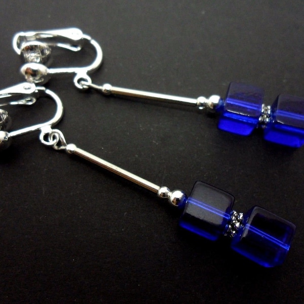 A pair of cute hand made tibetan silver dangly cobalt blue crystal cube bead clip on earrings. new.
