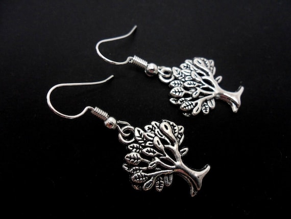 NEW. A PAIR OF DANGLY TIBETAN SILVER PINK BEAD  BUTTERFLY EARRINGS