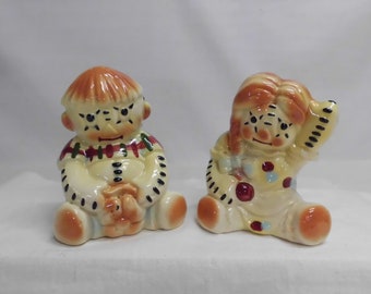 Raggedy Ann & Andy Ceramic Salt and Pepper Shakers Plaid Polka Dots 4.5" Large Vintage 1940's Figural Shakers