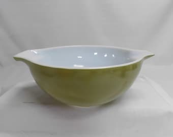 Pyrex 443 Mixing Bowl Cinderella Nesting Avocado Green 2.5 Qt Farmhouse Decor