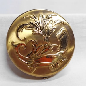 Vintage Gold Tone Powder Compact Shiny Goldtone Floral & Scroll on Brushed Goldtone Design Vanity Purse Face Powder Makeup Compact