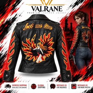 Peut inclure: Une veste en cuir noir avec des motifs de flammes rouges et jaunes sur les manches et un grand graphique au dos représentant un personnage tenant une lance entouré de flammes. Le texte "Let me live" est brodé en jaune au-dessus du motif.