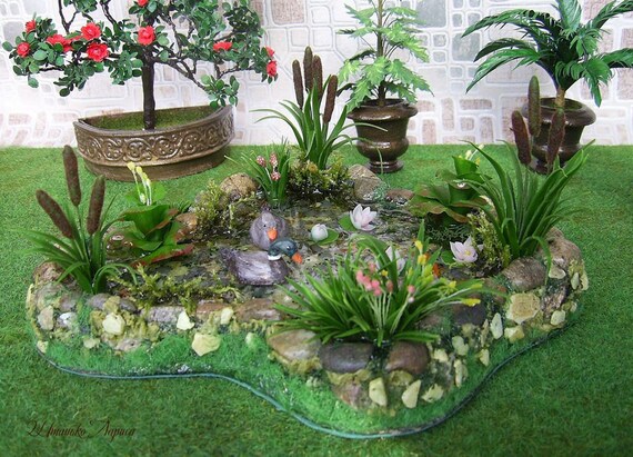 garden dollhouse