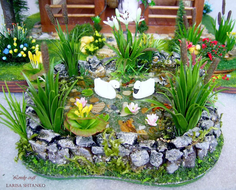 garden dollhouse
