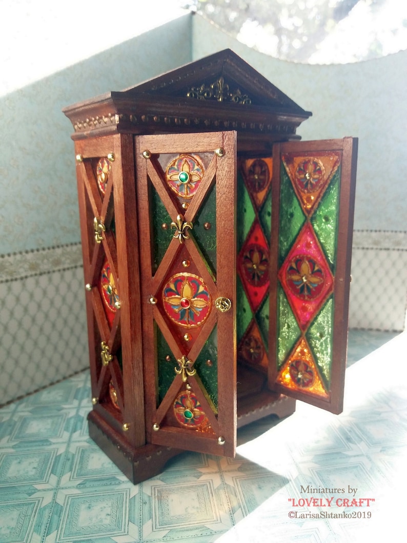 1:12 Scale. Design Handmade For doll House Wardrobe Imitation of a stained-glass window