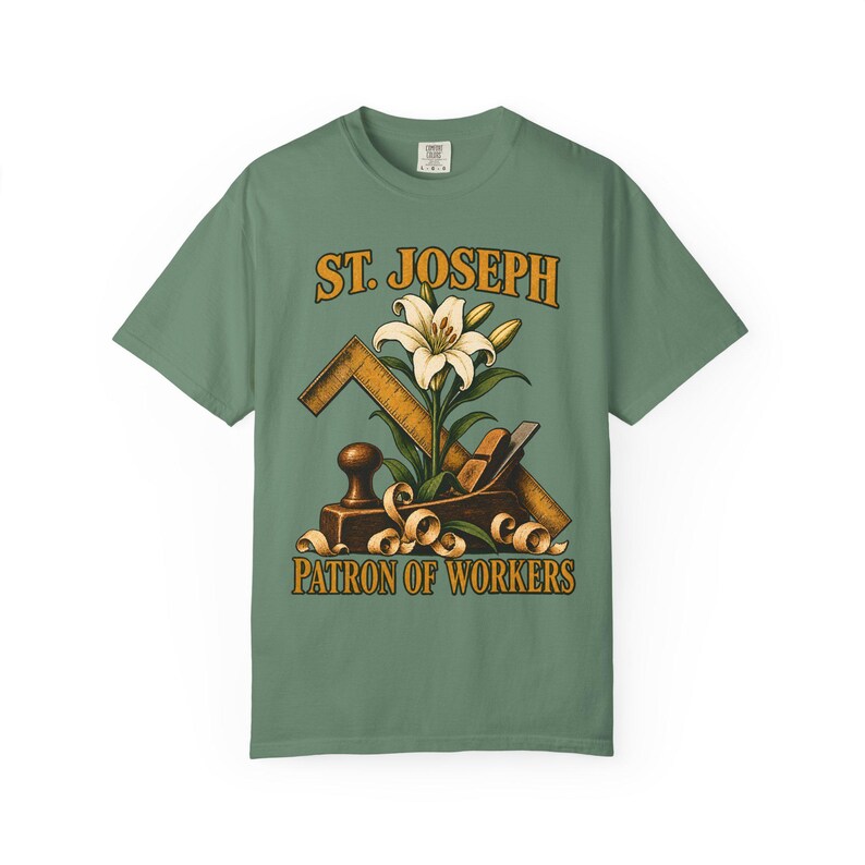 T-shirt met afbeelding van Sint Jozef, beschermheilige van de arbeiders | T-shirt in comfortabele kleuren | Katholiek T-shirt | Cadeau voor papa | Timmermansgereedschap en lelie afbeelding 7