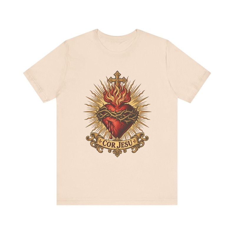 T-Shirt mit Herz-Jesu-Motiv | Katholisches T-Shirt | Geschenkidee für Männer am ersten Freitag im Monat | Goldene Sonnenstrahlen, Herz Jesu Bild 4