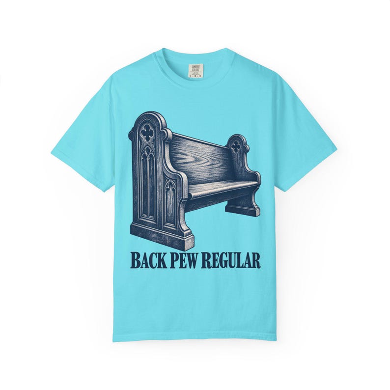 T-Shirt mit Kirchenbankmotiv in Standardfarben | Lustiges katholisches T-Shirt | Geschenk für katholische Väter | Vintage-Kirchenbankgravur Bild 6
