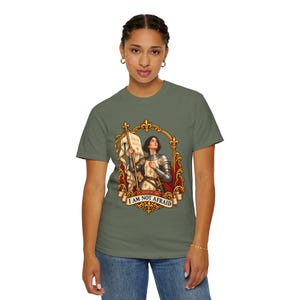 Saint Joan of Arc Tee, I Am Not Afraid Vintage Banner Art, Maid of Orleans Catholic Gift for Her, Brave Woman Warrior Shirt, Comfort Colors image 8