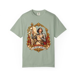 Saint Joan of Arc Tee, I Am Not Afraid Vintage Banner Art, Maid of Orleans Catholic Gift for Her, Brave Woman Warrior Shirt, Comfort Colors image 4