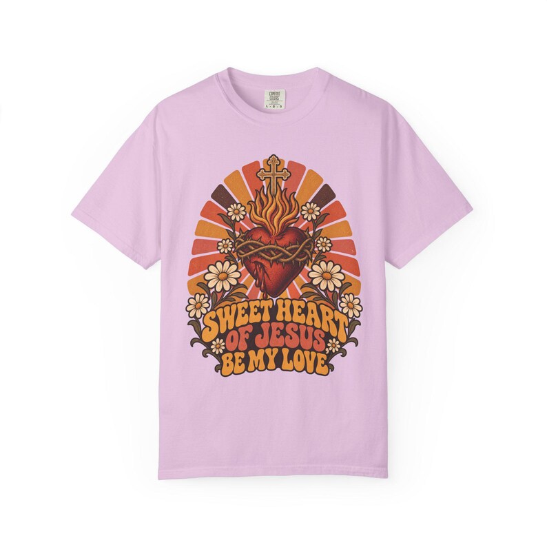 レトロな聖心Tシャツ、ビー・マイ・ラブ ヴィンテージサンバースト、カトリックの彼女へのギフト、ファーストフライデー クリスチャン レディースシャツ、コンフォートカラーズ 画像 7