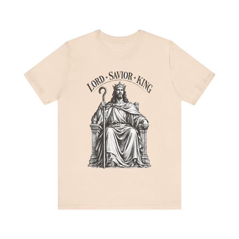 Camiseta con grabado en madera de Cristo Rey, regalo para hombres católicos, camiseta para patrocinadores del RICA. imagen 5