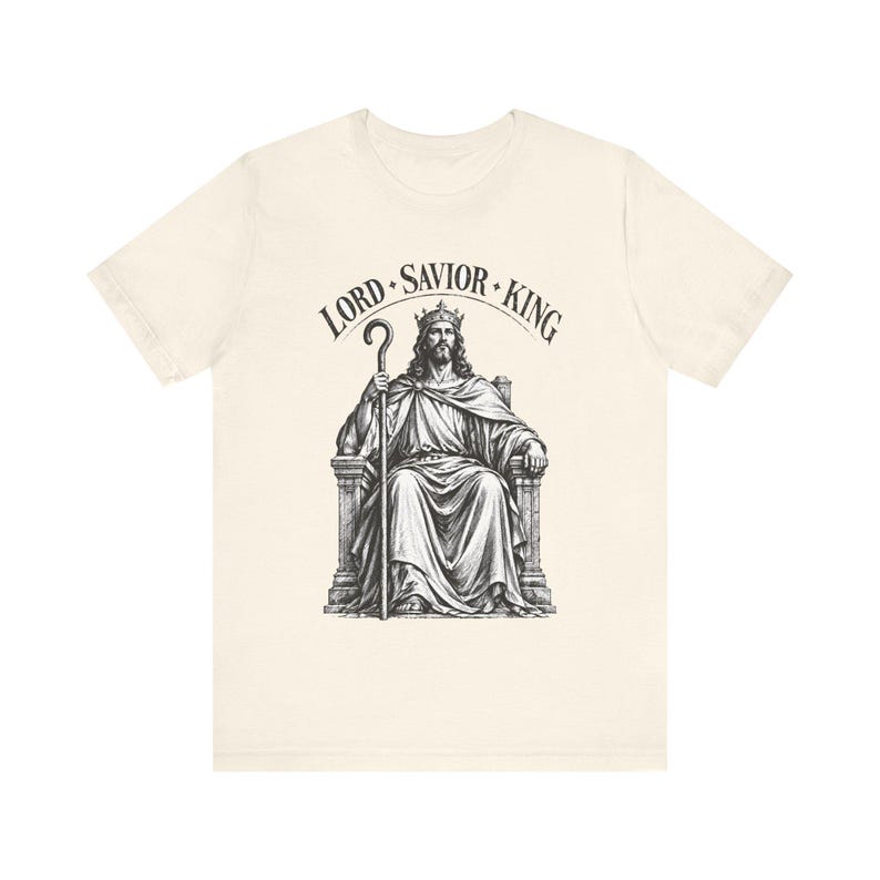 Camiseta con grabado en madera de Cristo Rey, regalo para hombres católicos, camiseta para patrocinadores del RICA. imagen 4