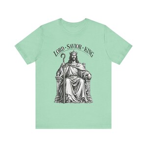 Camiseta con grabado en madera de Cristo Rey, regalo para hombres católicos, camiseta para patrocinadores del RICA. imagen 8