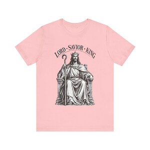 Camiseta con grabado en madera de Cristo Rey, regalo para hombres católicos, camiseta para patrocinadores del RICA. imagen 10