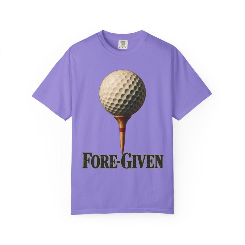 T-shirt in de kleuren van Fore-Given Comfort | Grappig christelijk golf-T-shirt | Cadeau voor golfende vader | Golfbal op tee afbeelding 7