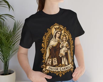 カルメル山の聖母シャツ | カトリックTシャツ | 女性へのカルメル会ギフト | 茶色のスカプラリオ、カルメル会の装飾