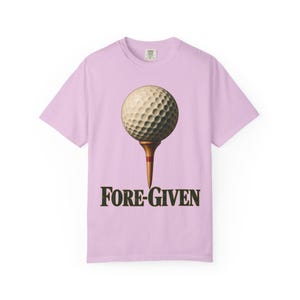 T-shirt in de kleuren van Fore-Given Comfort | Grappig christelijk golf-T-shirt | Cadeau voor golfende vader | Golfbal op tee afbeelding 8