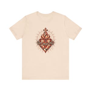Geometrisk skjorta med Jesu heliga hjärta, modern minimalistisk Cor Jesu-konst, fasetterad katolsk gåva för tonåringar, konfirmation, RCIA, törnekrona bild 5