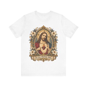 Jesu heliga hjärtas porträttskjorta, Cor Jesu Miserere Nobis helig kortskjorta, Batoni-stil katolsk konst med liljor, kristen gåva för män bild 2