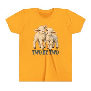 Kinder T-shirt 'Twee aan Twee', T-shirt voor jongeren met afbeelding van een tweelinglammetjes, Christelijk cadeau met de ark van Noach voor tweelingen of broers en zussen, Vintage lammetjeskunst afbeelding 5