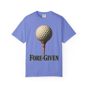 T-shirt in de kleuren van Fore-Given Comfort | Grappig christelijk golf-T-shirt | Cadeau voor golfende vader | Golfbal op tee afbeelding 6