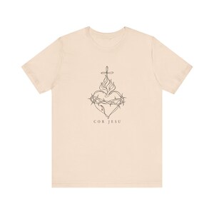 Sacred Heart Shirt | Minimalist Catholic T-Shirt | Confirmation Gift for Women | Line Art Jesus image 4