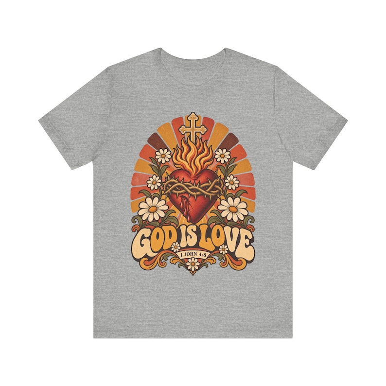 1 John 4:8 Shirt | Catholic T-Shirt | Faith Gift for Women | God Is Love, Retro Sacred Heart Sunburst immagine 1