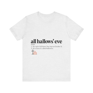 Halloween-Definition-Shirt, katholisches Halloween-T-Shirt, minimalistische Typografie (Unisex) Bild 3