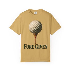 T-shirt in de kleuren van Fore-Given Comfort | Grappig christelijk golf-T-shirt | Cadeau voor golfende vader | Golfbal op tee afbeelding 1
