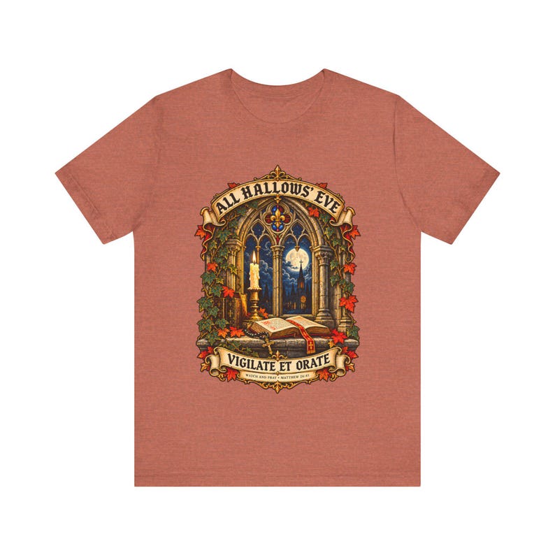 Maglietta di Ognissanti / Maglietta cattolica di Halloween / Regalo gotico / Vigilate et Orate, Finestra della chiesa illuminata dalla luna immagine 1