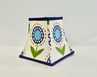 Floral Lampshade, Retro Square Tapered Folk Art Design