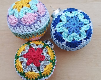 Crochet Christmas Bauble Pattern African Flower Style