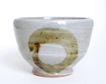 Handmade Ceramic Teabowl in Speckled Grey with Porcelain Slip and Iron Brushstroke. Small Stoneware Pottery Chawan, Matcha Bowl, Sake Cup