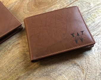 メンズレザーウォレット 刻印入りウォレット 彼氏へのプレゼント メンズレザーウォレット 息子へのクリスマスプレゼント パーソナライズウォレット ティーンボーイギフト