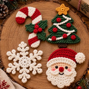 Haakpatroon voor kerstapplicaties: kerstman met snoepstokjes, sneeuwvlokken en kerstboom (digitaal PDF).
