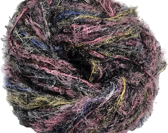 Hilo de pestañas de doble hebra PINK SANDS de 55 a 60 yardas ofrecido por Color Kissed Silk y Lazy Hound Designs LLC