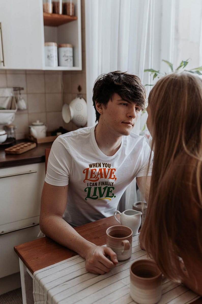 When You Leave I Can Finally Live T-Shirt, Funny Introvert Retro Typography Tee, Sarcastic Homebody Gift, Antisocial Shirt for Friends bild 17