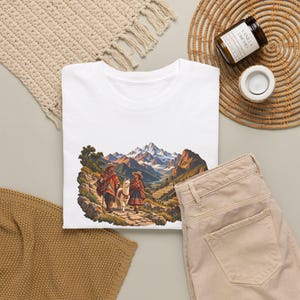 Camiseta de la ruta de senderismo Llama Trek en Perú, camiseta gráfica de senderismo del Camino Inca con la cordillera de los Andes, camiseta de viaje a Machu Picchu, regalo de viaje a Cusco para excursionistas. imagen 9