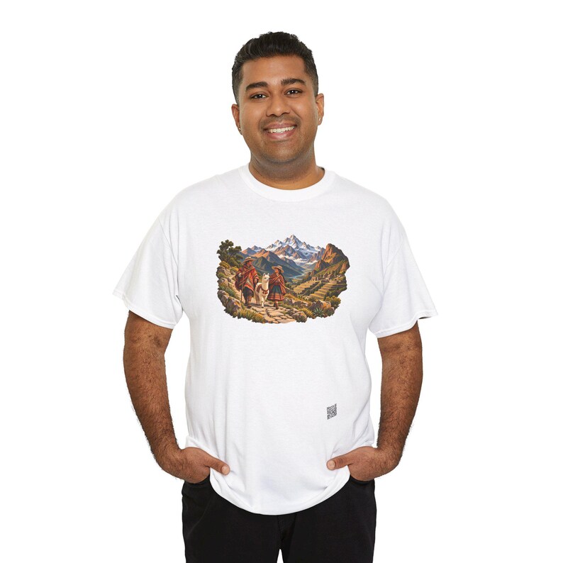 Camiseta de la ruta de senderismo Llama Trek en Perú, camiseta gráfica de senderismo del Camino Inca con la cordillera de los Andes, camiseta de viaje a Machu Picchu, regalo de viaje a Cusco para excursionistas. imagen 8