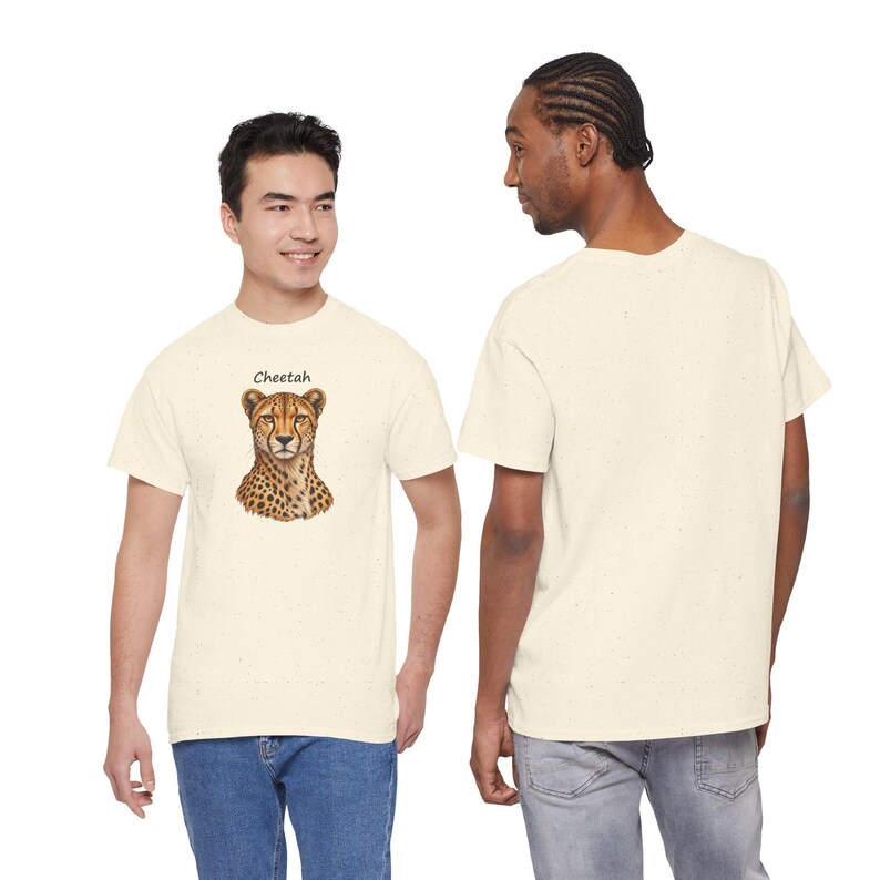 T-shirt met realistische cheetah-afbeelding, ideaal cadeau voor natuurliefhebbers, gemaakt van zwaar katoen. afbeelding 5