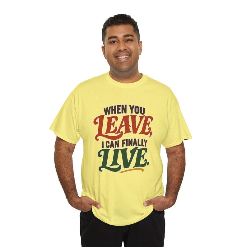 When You Leave I Can Finally Live T-Shirt, Funny Introvert Retro Typography Tee, Sarcastic Homebody Gift, Antisocial Shirt for Friends bild 11