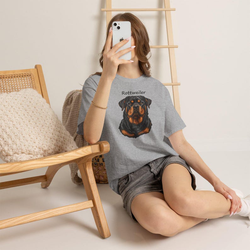 Rottweiler Portrait T-Shirt, Realistic Rottie Lover Gift, Rottweiler Mom Dad Tee image 10