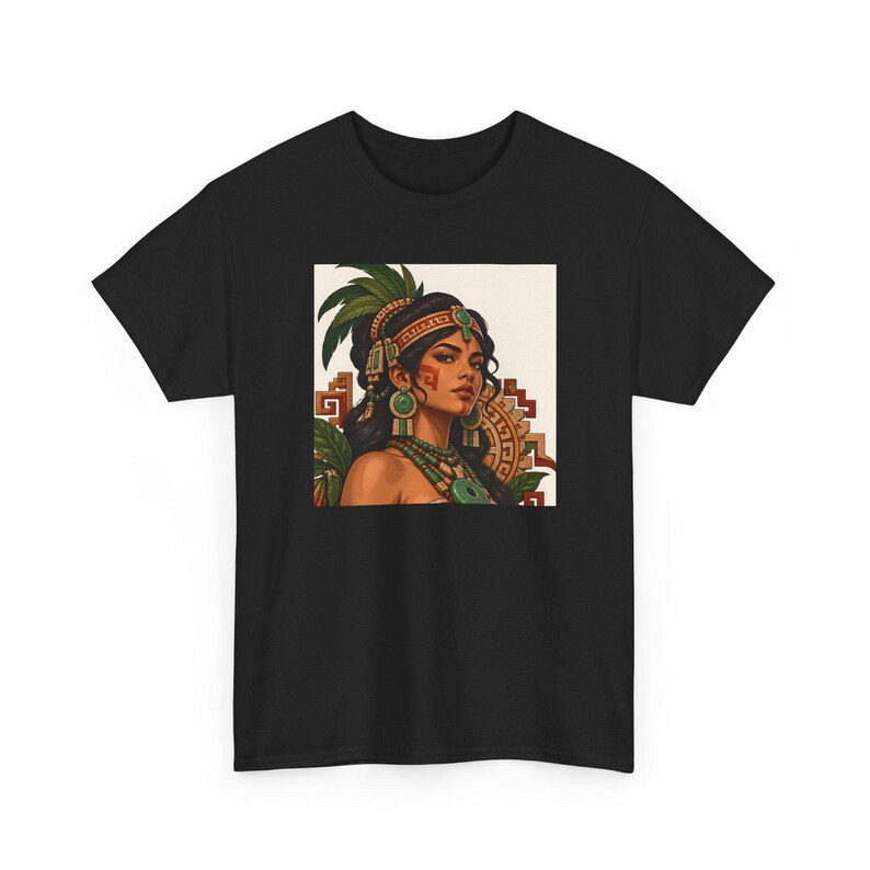 Camiseta con retrato de mujer maya, diadema y pendientes de jade maya, camiseta estampada para mujer, camiseta de herencia latina, regalo de arte mexicano-guatemalteco imagen 10